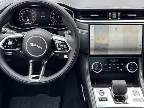 New 2026 Jaguar F-PACE R-Dynamic S AWD/4WD image 13