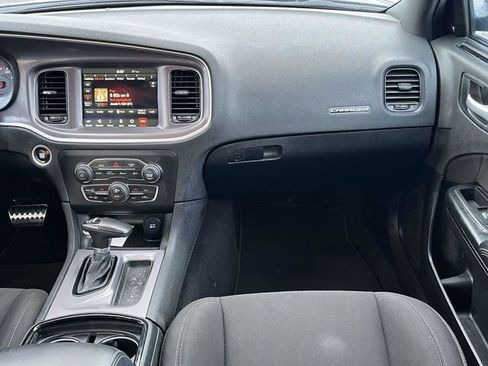 Used 2020 Dodge Charger R/T w/ Blacktop Package image 18