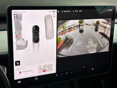 Used 2022 Tesla Model Y Long Range AWD/4WD image 22