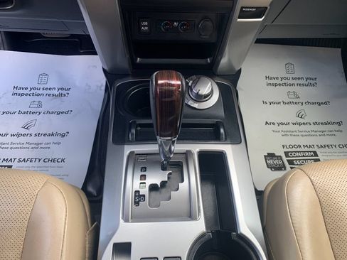Used 2019 Toyota 4Runner Limited AWD/4WD image 26