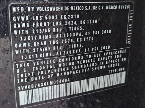 Used 2020 Volkswagen Tiguan S image 37