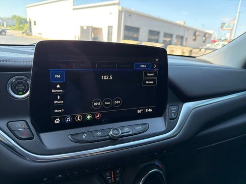 Used 2024 Chevrolet Blazer LT w/ Midnight/Sport Edition FWD image 14