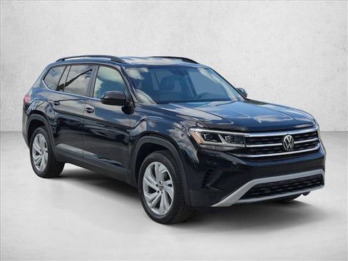 Used 2023 Volkswagen Atlas SE FWD image 3