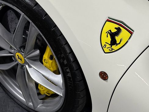 Used 2018 Ferrari 488 Spider RWD image 24