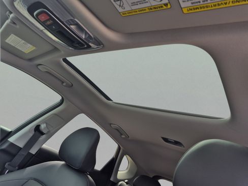 New 2026 Hyundai Kona Limited FWD image 21