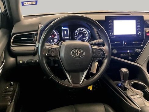 Used 2023 Toyota Camry SE FWD image 15
