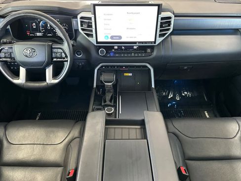 Used 2023 Toyota Tundra Platinum AWD/4WD image 3
