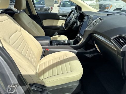 New 2024 Ford Edge SE w/ Black Appearance Package image 22