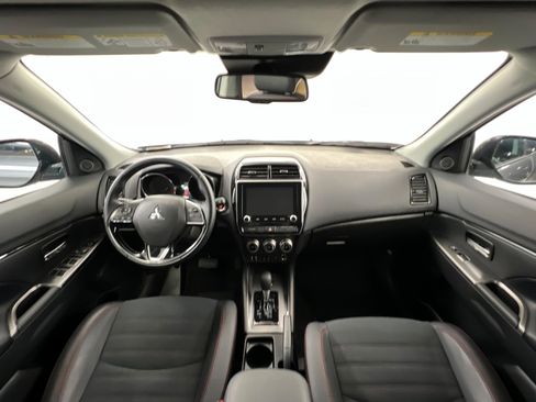 Used 2025 Mitsubishi Outlander Sport ES AWD/4WD image 9