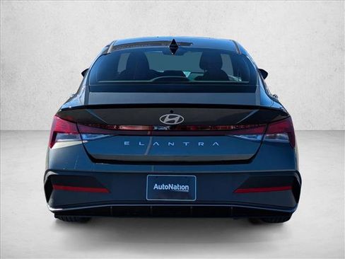 New 2026 Hyundai Elantra Sport image 8