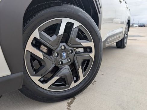 Certified 2025 Subaru Forester Limited AWD/4WD image 2