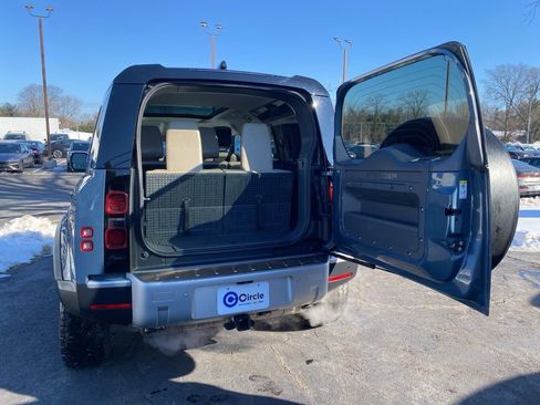 Used 2020 Land Rover Defender 110 HSE image 16