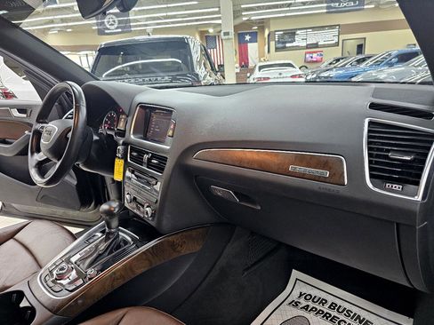 Used 2015 Audi Q5 2.0T Premium image 23