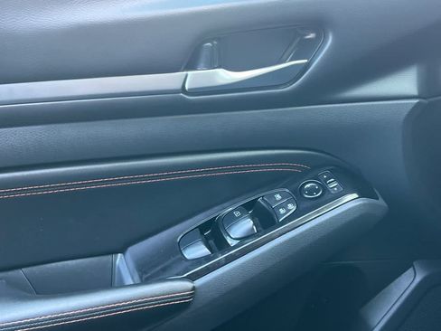 Certified 2023 Nissan Altima 2.5 SR FWD image 13