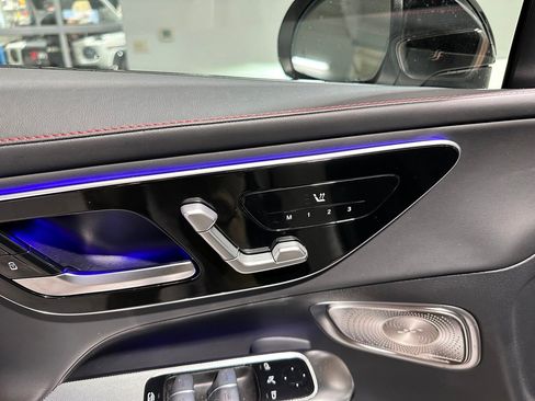 Used 2025 Mercedes-Benz GLC 43 AMG 4MATIC image 12