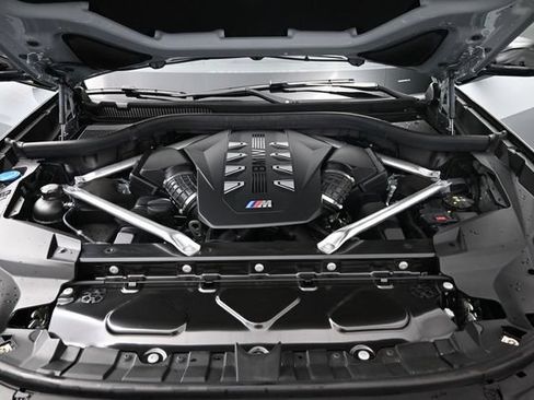 Used 2025 BMW X7 M60i AWD/4WD image 29