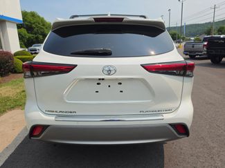 Used 2021 Toyota Highlander Platinum AWD/4WD video 4