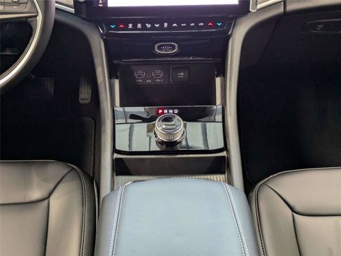 New 2026 Jeep Grand Cherokee Limited RWD image 20