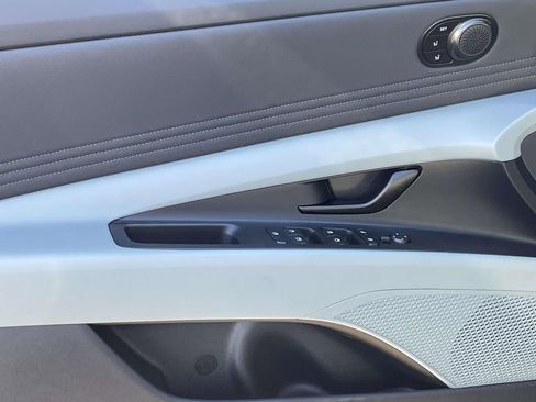 New 2026 Hyundai Elantra Limited image 13