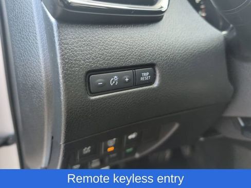 Used 2017 Nissan Rogue SL image 17