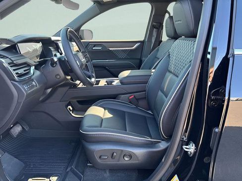 New 2026 GMC Acadia Denali w/ Super Cruise Package AWD/4WD image 13