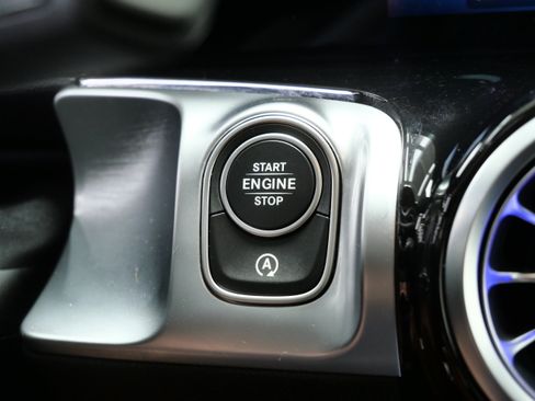 Certified 2026 Mercedes-Benz GLB 250 4MATIC image 28