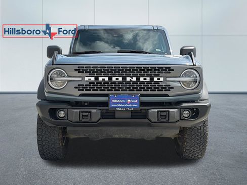 Used 2025 Ford Bronco Badlands AWD/4WD image 2