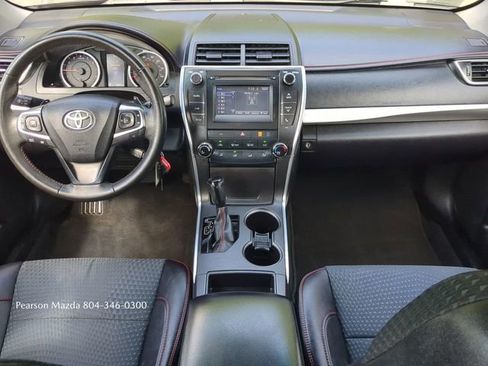Used 2015 Toyota Camry SE FWD image 14