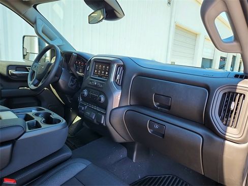 New 2026 Chevrolet Silverado 2500 Custom w/ Custom Convenience Package image 28