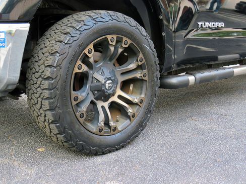 Used 2014 Toyota Tundra SR5 image 32