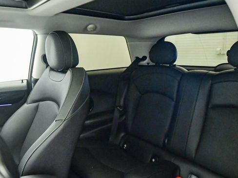 Certified 2024 MINI Cooper SE FWD image 18