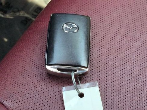 Used 2021 MAZDA MAZDA3 s FWD image 27