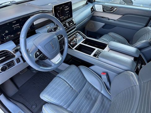 Used 2020 Lincoln Navigator Black Label w/ Cargo Convenience Package AWD/4WD image 13