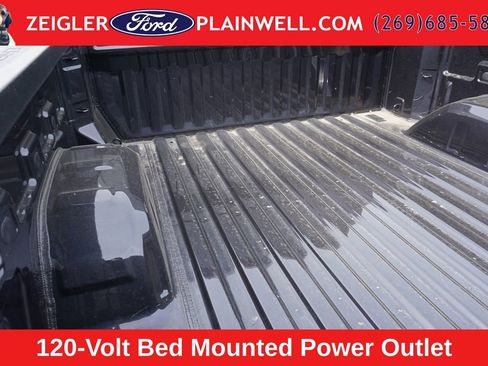 Used 2023 Chevrolet Silverado 1500 LT AWD/4WD image 10