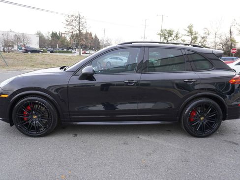 Used 2016 Porsche Cayenne image 5