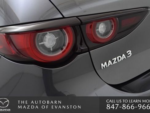 Certified 2025 MAZDA MAZDA3 s Sport FWD image 31