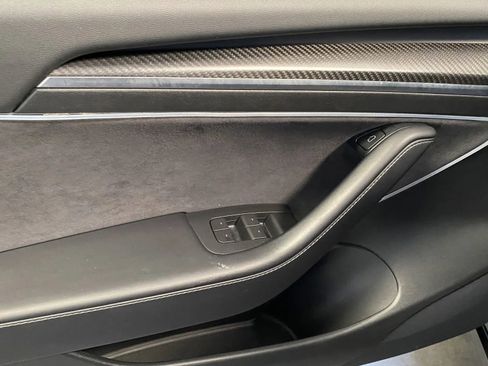 Used 2022 Tesla Model 3 Performance image 11
