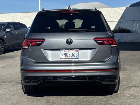 Certified 2024 Volkswagen Tiguan SE R-Line image 4