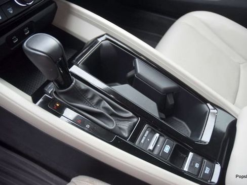 Certified 2024 Honda Accord EX-L image 12