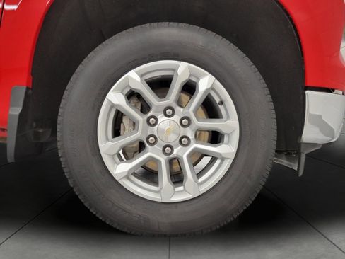 Used 2022 Chevrolet Silverado 1500 LT image 3