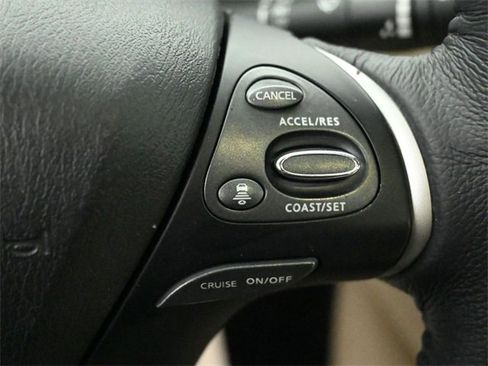 Used 2018 Nissan Pathfinder SL w/ SL Premium Package image 14