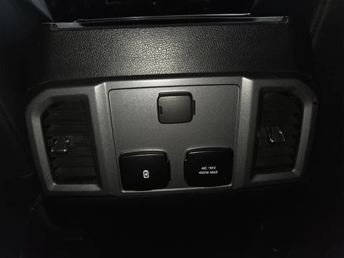 Used 2018 Ford F150 XLT w/ Equipment Group 302A Luxury AWD/4WD image 26