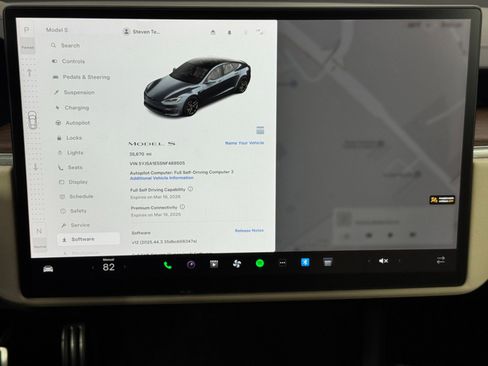 Used 2022 Tesla Model S image 31