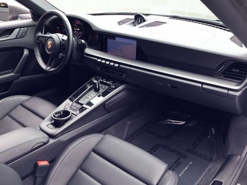 Certified 2024 Porsche 911 Carrera S RWD image 25