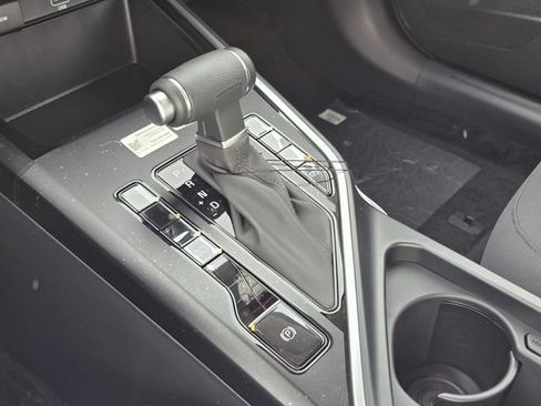 New 2026 Kia Niro LX image 23