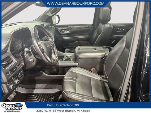 Used 2021 Chevrolet Suburban RST w/ Luxury Package image 9