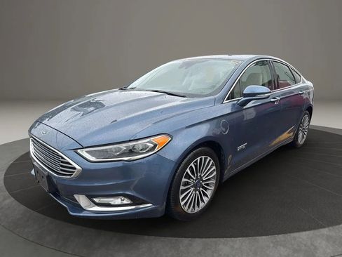 Used 2018 Ford Fusion Energi Titanium image 1