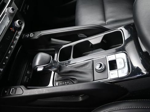 Used 2025 Kia Telluride S FWD image 23