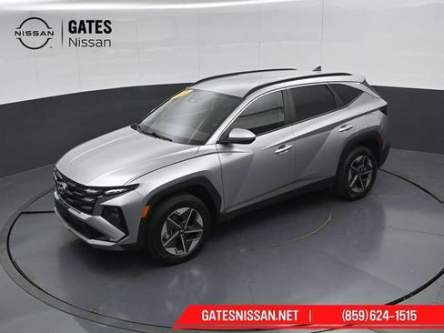 Used 2025 Hyundai Tucson SEL AWD/4WD image 52