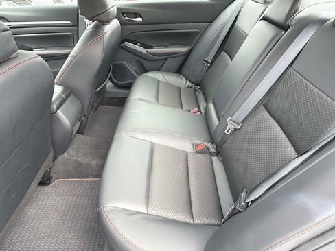 Used 2025 Nissan Altima 2.5 SR image 18